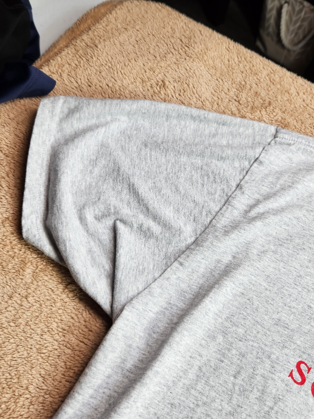 Southern Marsh Collection Graphic Tee - Grey with Red & Blue Duck Logo 2X - Picture 3 of 10